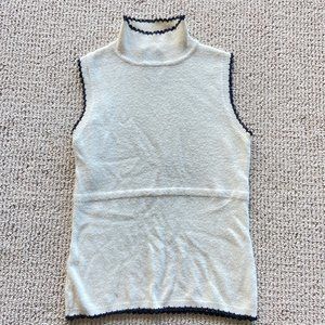 scallop trim black and white wool top